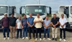 Caçamba adquirida para o município de Aparecida 