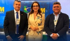 Prefeito de Vieirópolis, Thially Aristóteles cumprindo agenda administrativa