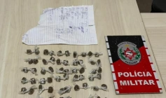Apreensão de 72 porções de maconha