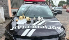 Câmeras apreendidas em ação da Polícia Civil