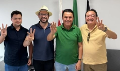 Deputado federal Wilson Santiago (Republicanos), recebendo apoio em Jacaraú 