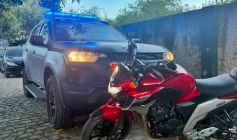 Moto roubada recuperada em Cajazeiras