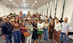 Entrega de benefícios de cinco programas sociais e de incentivo econômico