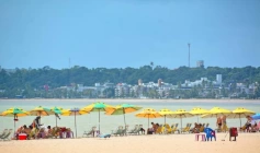 Quatro trechos de praias impróprios para banho