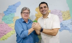 Ex-governador João Azevêdo e ex-prefeito Pedrito