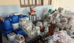 Interdição de fábrica clandestina de cachaça