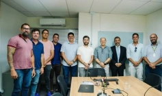 Michel Henrique em reunião