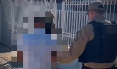 Homem preso pela polícia militar em Conceição 