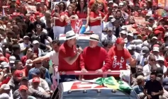 Lucas Ribeiro cumprindo agenda com Lula em Natal