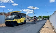 Pavimentação asfáltica no bairro Mutirão