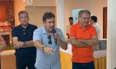 Prefeito, Helder Carvalho