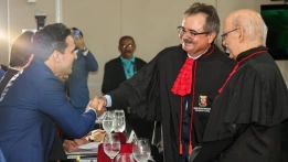 Complexo Hospitalar Regional Deputado Janduhy Carneiro em Patos