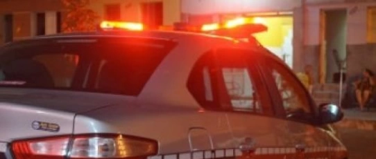 Após assalto violento em Sousa, proprietário localiza carro abandonado próximo à BR-230, em Cajazeiras