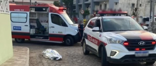 Mulher mata homem a facadas e é presa em flagrante após ação rápida da polícia militar em Paulista