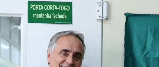 Luciano Cartaxo entrega nova urgência do Hospital Napoleão Laureano, reformada com recursos do seu mandato parlamentar