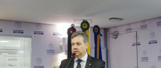 Deputado Júnior Araújo destaca licitação de estrada que vai interligar Santa Helena e São João do Rio do Peixe