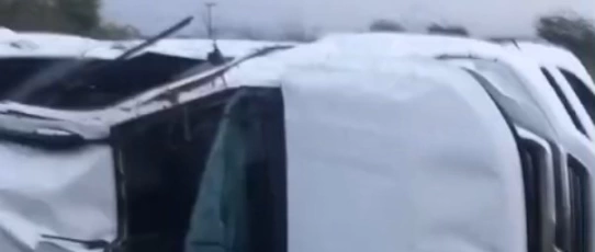 Capotamento é registrado na BR-230, entre Aparecida e Pombal