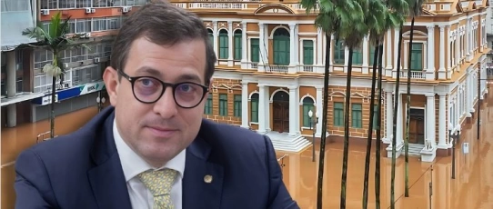 Gervásio Maia ressalta avanço em mobilidade com nova obra de pavimentação em Catolé do Rocha