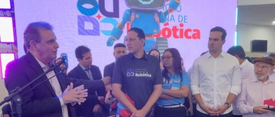 Chico Mendes destaca papel da robótica na formação de jovens durante evento estadual