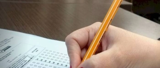 Prefeitura paraibana abre certame para todos os níveis de escolaridade; veja prazos, taxas e salários