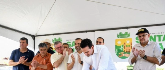 Lucas Ribeiro entrega obras e autoriza reforma de escola quilombola em Santa Luzia