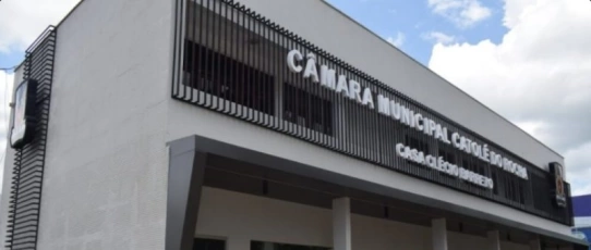 TCE-PB valida concurso da Câmara Municipal de Catolé do Rocha, mas aplica multas a ex-presidentes