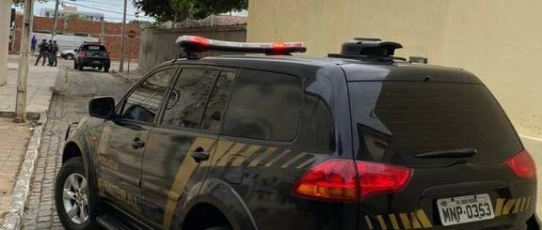 Rescue 23: PF cumpre mandado em Cajazeiras contra suspeito de armazenar vídeos de abuso infantil