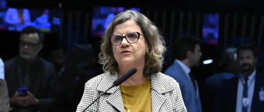 Após queda de Wagner, Teresa Leitão assume liderança do governo com missão de aprovar fim da escala 6x1