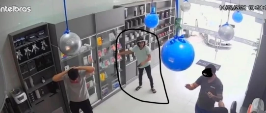 Criminoso armado invade e rouba loja de eletrônicos na manhã desta terça em Sousa