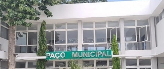 Prefeitura de Sousa prepara licitação de R$ 150 mil para locação de caminhão com cesto aéreo