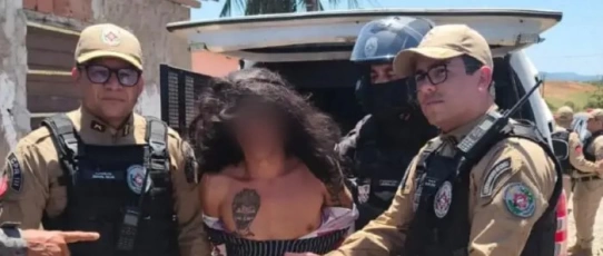 Homicida procurado é preso vestido com roupas femininas e usando criança como disfarce na PB