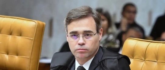 STF abre processo sobre pagamentos ligados a Vorcaro antes de julgamento sobre Moraes