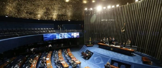 Senado define votação do fim da escala 6x1 e redução da jornada para terça-feira