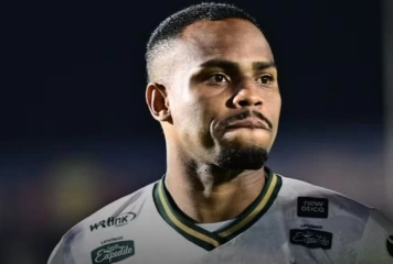 Jogador Felipe Jacaré