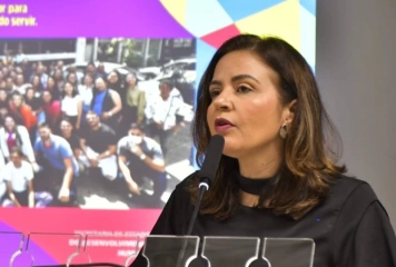 Secretária de estado do desenvolvimento humano da Paraíba, Pollyanna Werton 