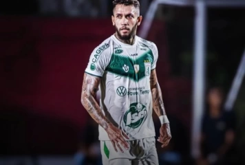 Diego Viana, meio-campista do Sousa