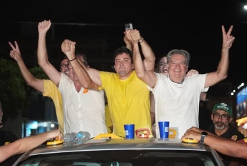 Primeiro Fofa Chão e comício realizado em Sousa