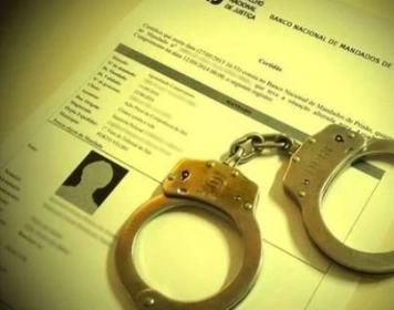 Cumprimento de mandado de prisão