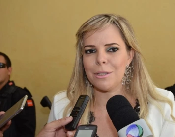 Juíza Higyna Josita Simões