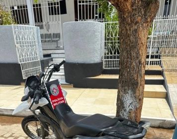 Moto apreendida pela Polícia Militar em São Bento 