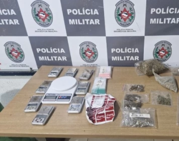 Material ilícito apreendido em ação da Polícia Militar