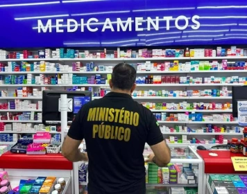 Autuação de duas farmácias