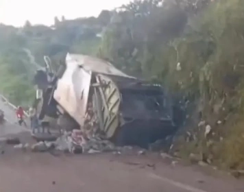 Grave acidente com vítimas fatais