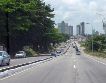Trecho da rodovia BR-230, no município de Cabedelo