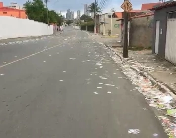 Derramamento de santinhos de candidatos