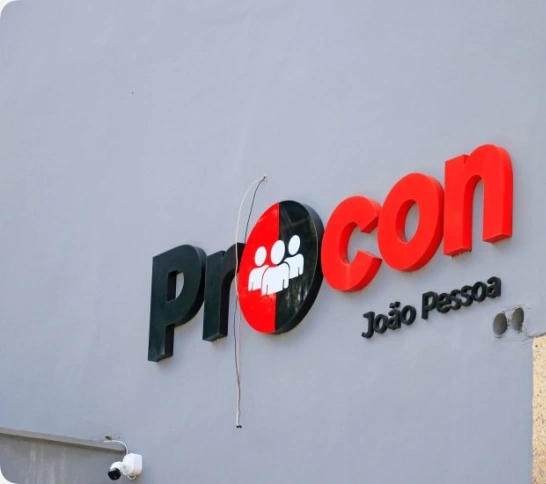 Consumidor pode tirar dúvidas e pedir orientações através do 0800 do Procon-JP