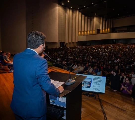 Ao lado do governador, Wilson Filho anuncia novidades para o ano letivo de 2026