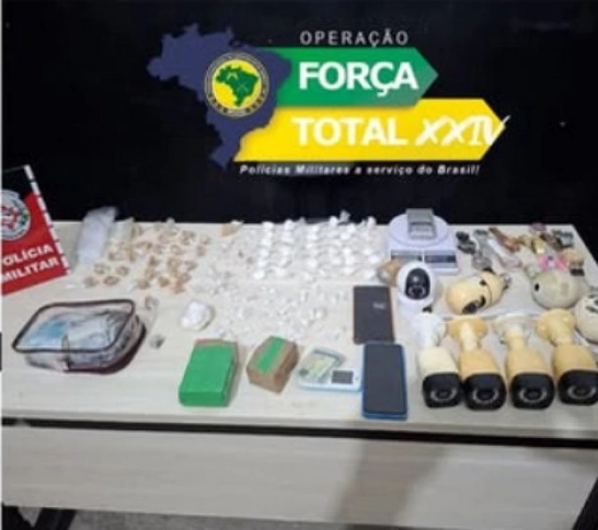 Polícia Militar prende mulher por tráfico em e apreende vasta quantidade de drogas em Cajazeiras