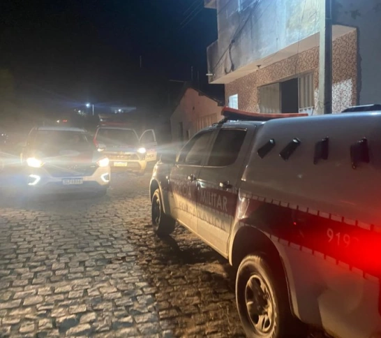 Operação integrada apreende drogas e prende suspeito em Paulista