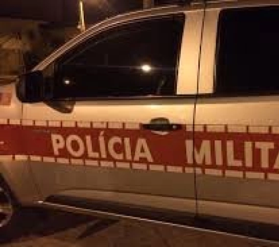 Homem é preso em bar após agredir e ameaçar ex-companheira em Santa Helena